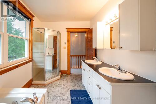 164 Front Street, Trent Hills (Hastings), ON - Indoor Photo Showing Bathroom