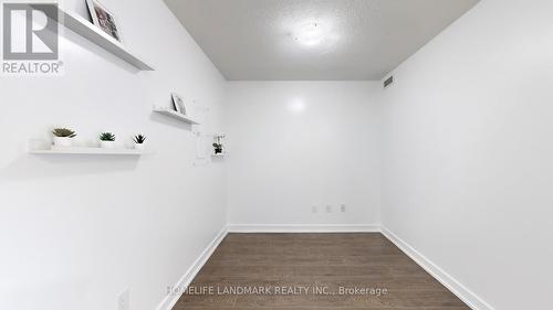 512 - 121 Mcmahon Drive, Toronto (Bayview Village), ON - Indoor Photo Showing Other Room