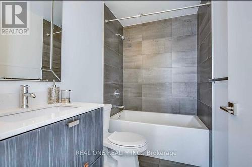 2404 - 56 Forest Manor Road, Toronto, ON - Indoor Photo Showing Bathroom