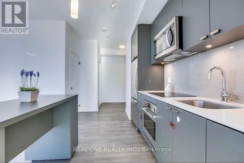 2404 - 56 Forest Manor Road, Toronto, ON - Indoor Photo Showing Kitchen With Upgraded Kitchen