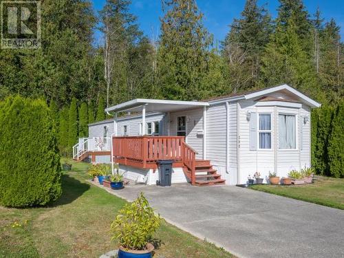 205-7575 Duncan Street, Powell River, BC - Outdoor