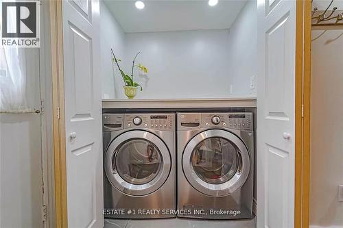 84 Simmons Boulevard, Brampton (Madoc), ON - Indoor Photo Showing Laundry Room