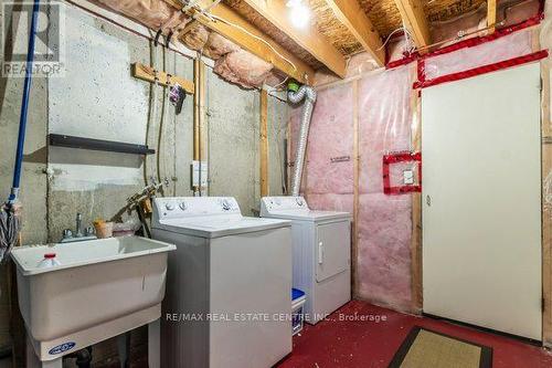 310 Fallowfield Drive, Kitchener, ON - Indoor Photo Showing Laundry Room