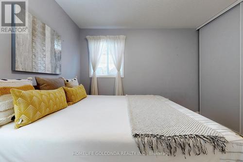 14 Southwell Avenue, Whitby (Williamsburg), ON - Indoor Photo Showing Bedroom