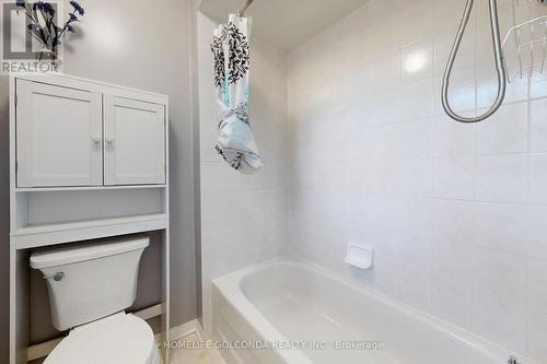 14 Southwell Avenue, Whitby (Williamsburg), ON - Indoor Photo Showing Bathroom