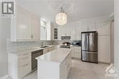 4A Rosetta Avenue, Ottawa, ON - Indoor Photo Showing Kitchen With Double Sink