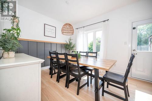 40 Taylor Heights Drive, Pembroke, ON - Indoor Photo Showing Dining Room