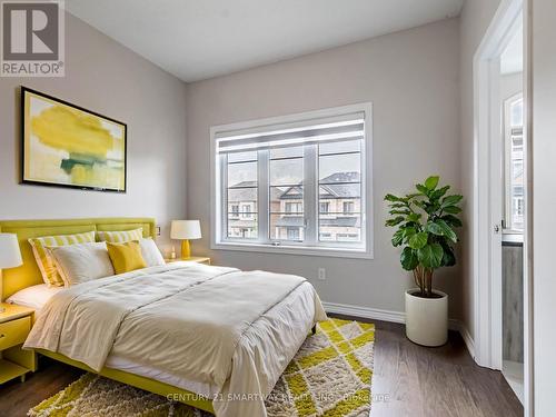 31 Truffle Court, Brampton (Northwest Brampton), ON - Indoor Photo Showing Bedroom