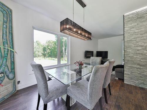 IntergÃ©nÃ©ration - 1156 Rue Brosseau, Prévost, QC - Indoor Photo Showing Dining Room