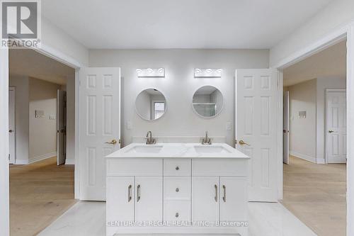 14 Fawnbrook Circle, Markham (Markville), ON - Indoor Photo Showing Bathroom