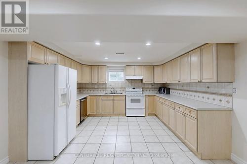 14 Fawnbrook Circle, Markham (Markville), ON - Indoor Photo Showing Kitchen