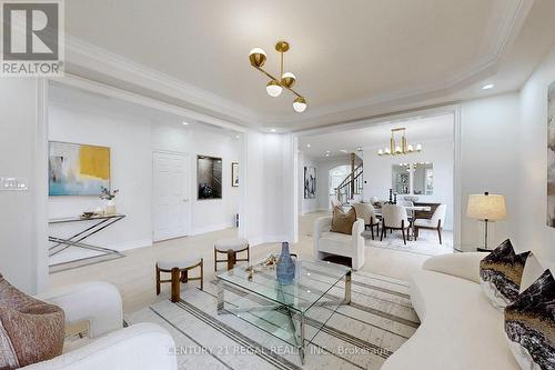 14 Fawnbrook Circle, Markham (Markville), ON - Indoor Photo Showing Living Room