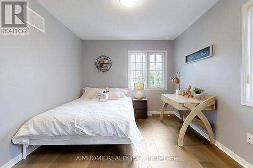 35 Edwin Pearson Street, Aurora, ON - Indoor Photo Showing Bedroom