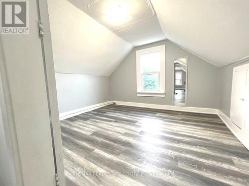 6689 Dorchester Road, Niagara Falls, ON - Indoor Photo Showing Other Room