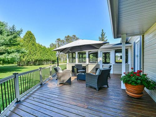 Terrasse - 86 Ch. De La Montagne, Arundel, QC - Outdoor With Deck Patio Veranda With Exterior