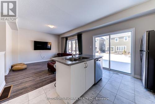 23 Bobolink Drive, Wasaga Beach, ON - Indoor Photo Showing Kitchen With Double Sink