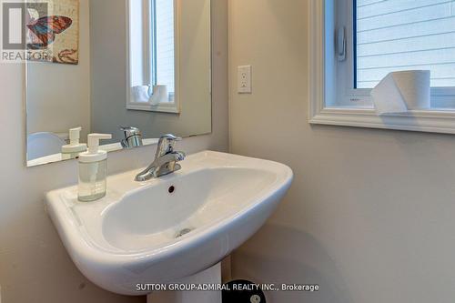 23 Bobolink Drive, Wasaga Beach, ON - Indoor Photo Showing Bathroom