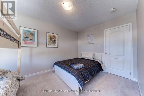 23 Bobolink Drive, Wasaga Beach, ON - Indoor Photo Showing Bedroom