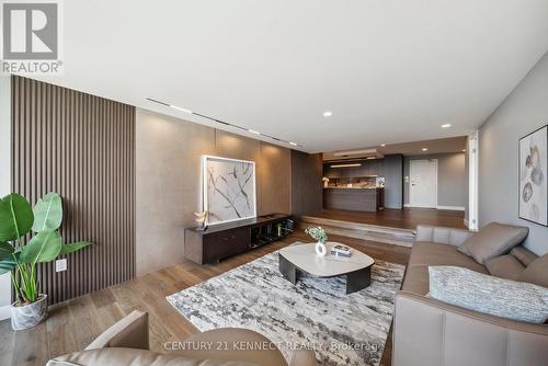 1907 - 1555 Finch Avenue E, Toronto (Don Valley Village), ON - Indoor Photo Showing Living Room