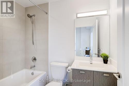 2922 - 275 Village Green Square, Toronto (Agincourt South-Malvern West), ON - Indoor Photo Showing Bathroom