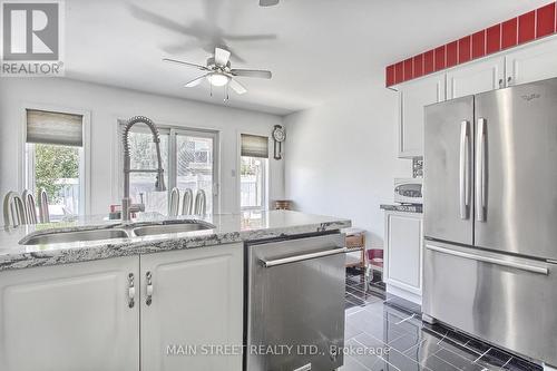 40 Silverstone Crescent, Georgina (Keswick South), ON - Indoor Photo Showing Kitchen With Double Sink