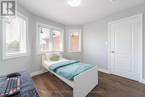 5195 Warwickshire Way, Mississauga (East Credit), ON - Indoor Photo Showing Bedroom