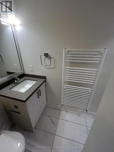 1 - 513 Ossington Avenue, Toronto, ON - Indoor Photo Showing Bathroom