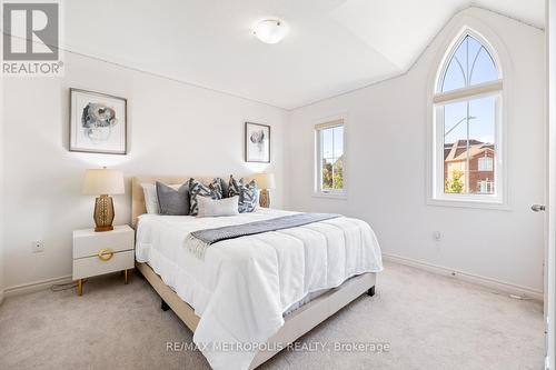 14 Lyle Drive, Clarington (Bowmanville), ON - Indoor Photo Showing Bedroom