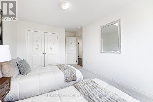 14 Lyle Drive, Clarington (Bowmanville), ON - Indoor Photo Showing Bedroom