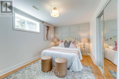 12 Bowshelm Court, Mississauga, ON - Indoor Photo Showing Bedroom