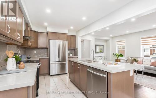 61 Stewardship Road, Brampton (Northwest Brampton), ON - Indoor Photo Showing Kitchen With Stainless Steel Kitchen With Double Sink