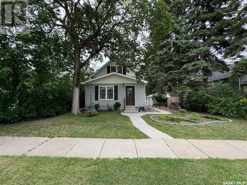 903 Grand Avenue, Indian Head, SK - Outdoor