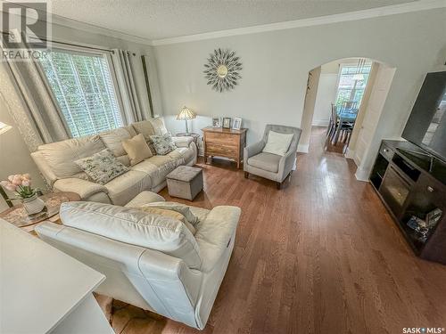 903 Grand Avenue, Indian Head, SK - Indoor Photo Showing Living Room