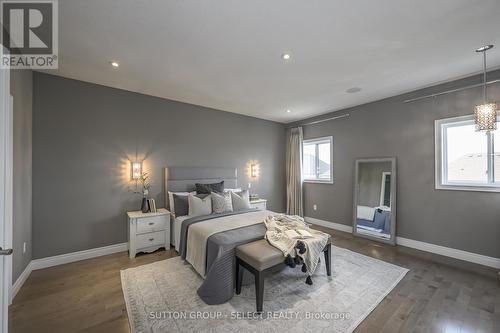 2421 Humberside Common, London, ON - Indoor Photo Showing Bedroom