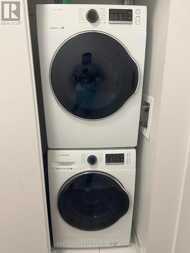 Ph12 - 195 Redpath Avenue, Toronto (Mount Pleasant West), ON - Indoor Photo Showing Laundry Room