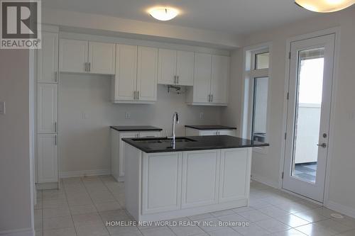 62 Johann Drive, Markham (Middlefield), ON - Indoor Photo Showing Kitchen