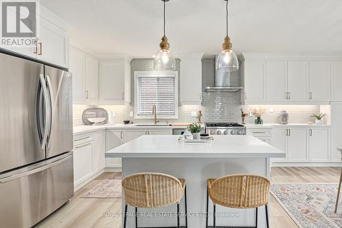 78 Connor Avenue, Collingwood, ON - Indoor Photo Showing Kitchen With Upgraded Kitchen