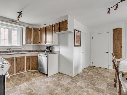 Kitchen - 50  - 56 Rue St-Jean-Baptiste E., Montmagny, QC - Indoor Photo Showing Kitchen With Double Sink