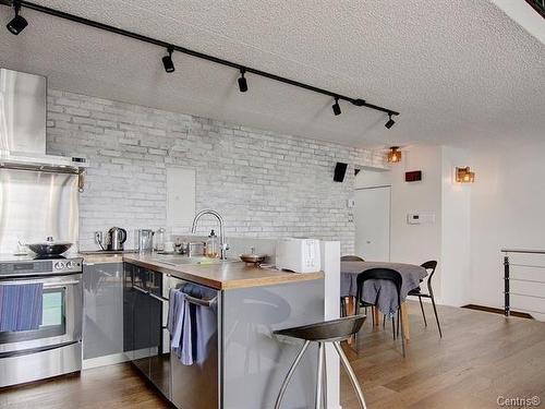 Dining room - 43Z Rue Gabrielle-Roy, Montréal (Verdun/Île-Des-Soeurs), QC - Indoor Photo Showing Kitchen With Upgraded Kitchen