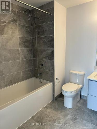 1311 - 30 Elm Drive, Mississauga, ON - Indoor Photo Showing Bathroom