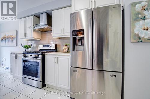 31 Tribune Drive, Brampton (Northwest Brampton), ON - Indoor Photo Showing Kitchen With Stainless Steel Kitchen