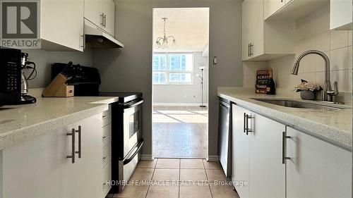 1107 - 4 Lisa Street, Brampton (Queen Street Corridor), ON - Indoor Photo Showing Kitchen