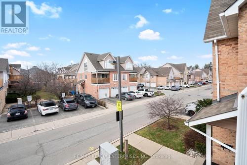 207 - 2055 Walkers Line, Burlington, ON - Outdoor