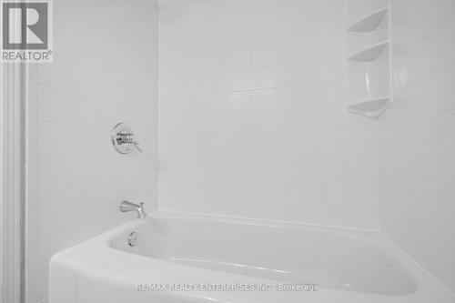 207 - 2055 Walkers Line, Burlington (Rose), ON - Indoor Photo Showing Bathroom