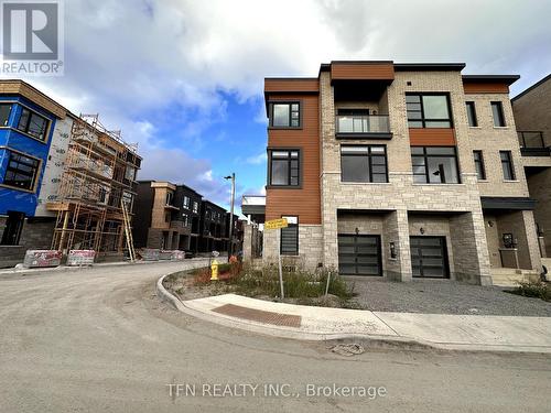 118 Wascana Road, Vaughan, ON - Outdoor With Facade