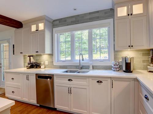 Cuisine - 2647 Ch. Mcgill, Sainte-Julienne, QC - Indoor Photo Showing Kitchen With Double Sink