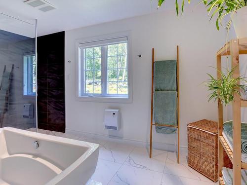 Ensuite bathroom - 2647 Ch. Mcgill, Sainte-Julienne, QC - Indoor Photo Showing Bathroom