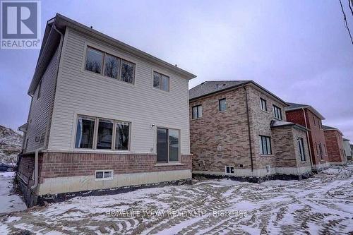 277 Fleetwood Drive, Oshawa, ON - Outdoor