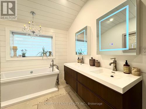 18662 Highway 48, East Gwillimbury, ON - Indoor Photo Showing Bathroom