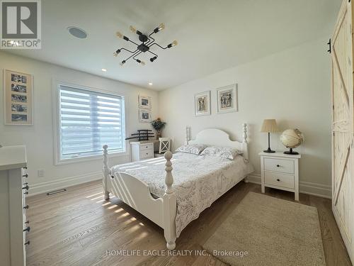 18662 Highway 48, East Gwillimbury, ON - Indoor Photo Showing Bedroom